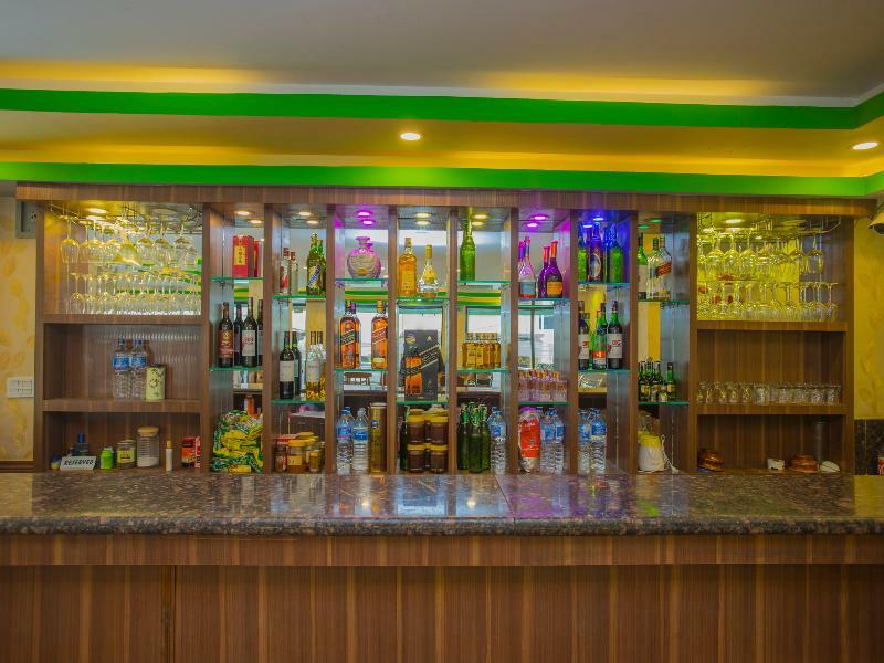 Oyo 255 White Zambala Hotel Katmandu Kültér fotó