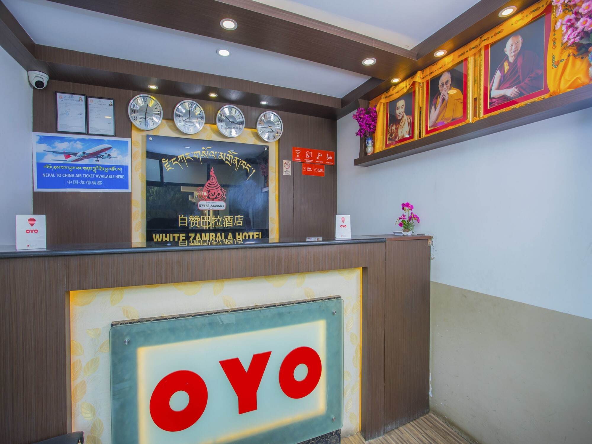 Oyo 255 White Zambala Hotel Katmandu Kültér fotó