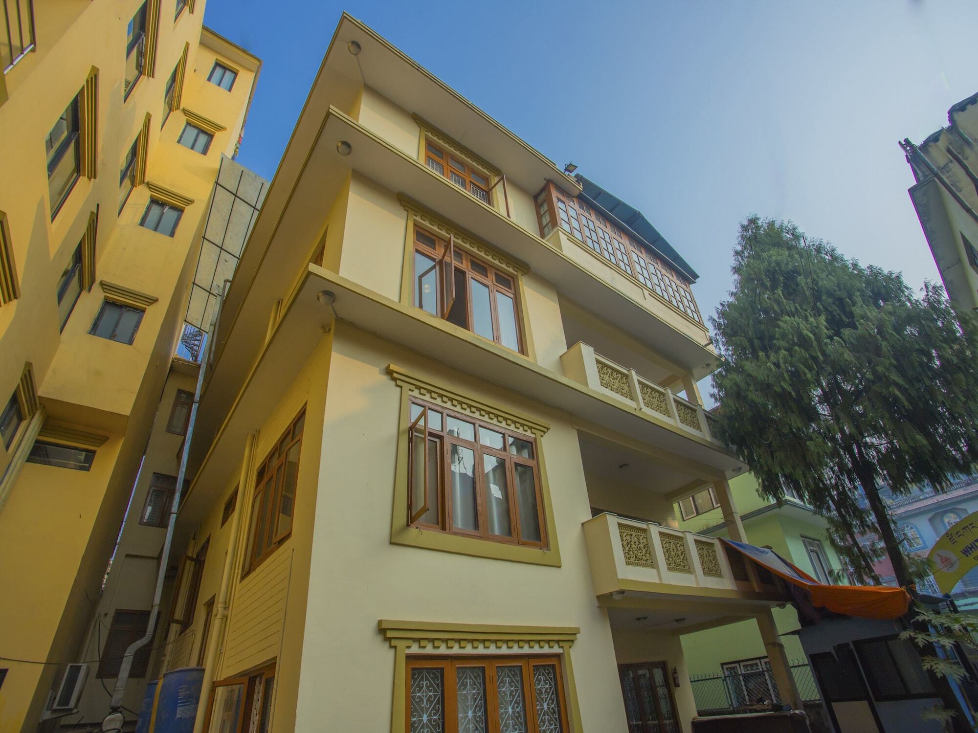 Oyo 255 White Zambala Hotel Katmandu Kültér fotó
